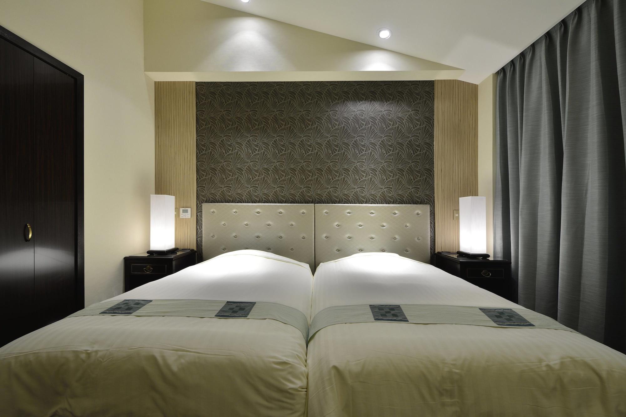 Exes Ishigaki Hotel Ishigaki  Bagian luar foto