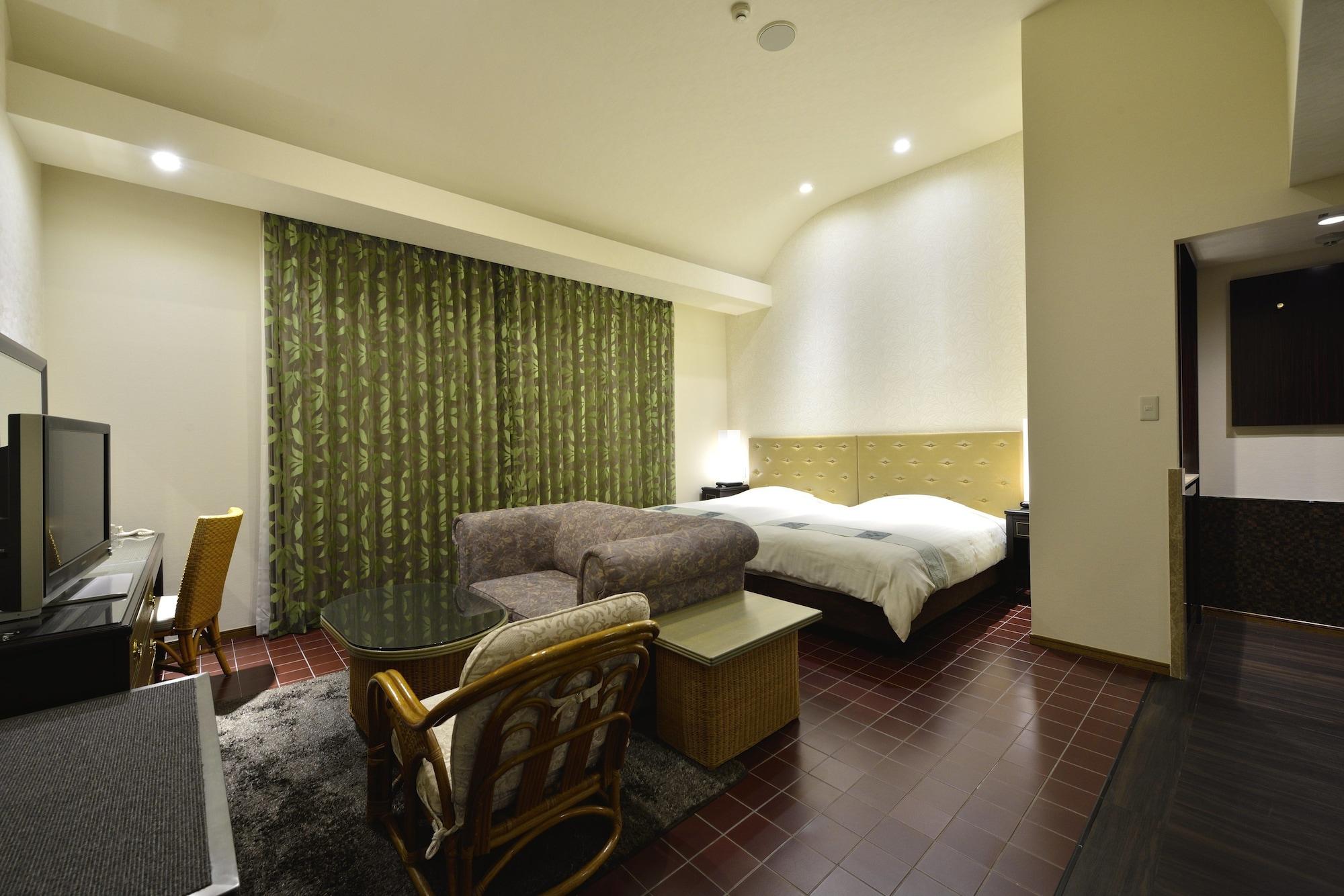Exes Ishigaki Hotel Ishigaki  Bagian luar foto