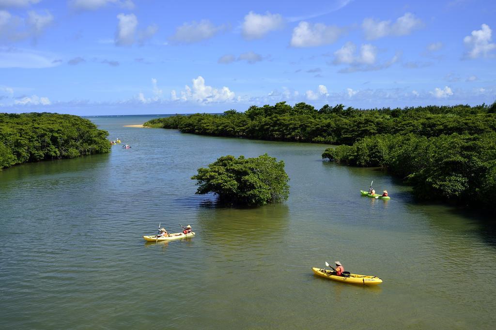Exes Ishigaki Hotel Ishigaki  Bagian luar foto