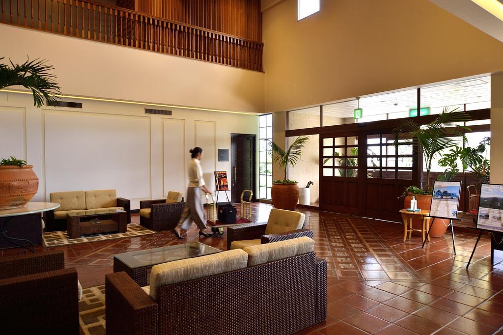 Exes Ishigaki Hotel Ishigaki  Bagian luar foto