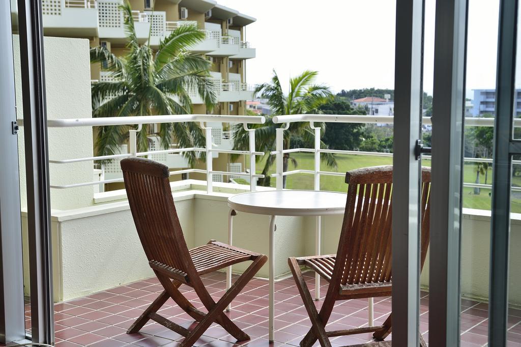 Exes Ishigaki Hotel Ishigaki  Bagian luar foto
