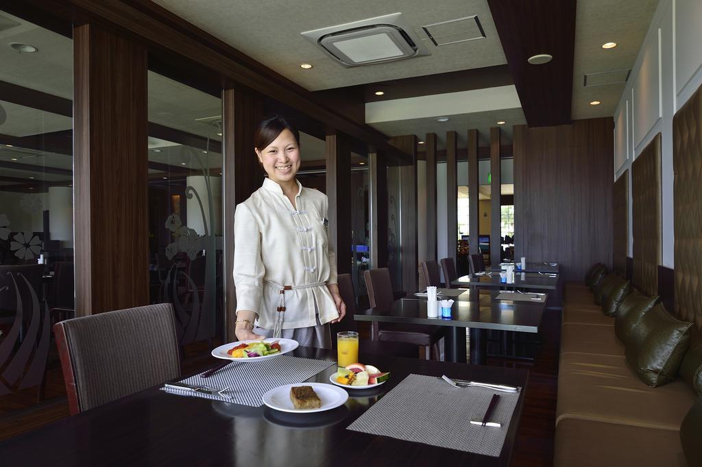Exes Ishigaki Hotel Ishigaki  Bagian luar foto