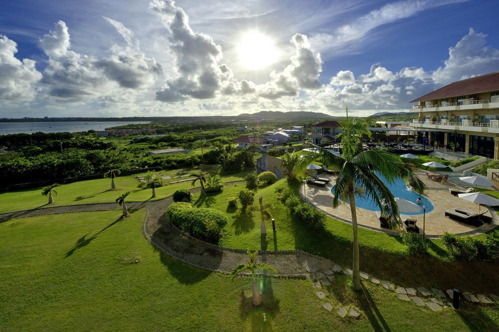 Exes Ishigaki Hotel Ishigaki  Bagian luar foto