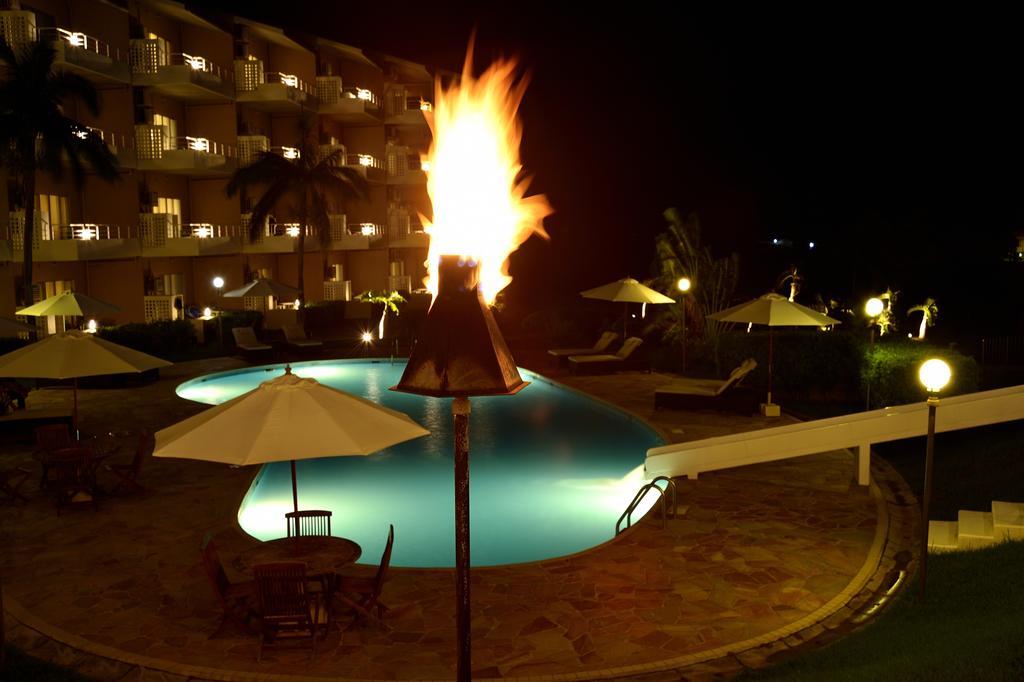 Exes Ishigaki Hotel Ishigaki  Bagian luar foto