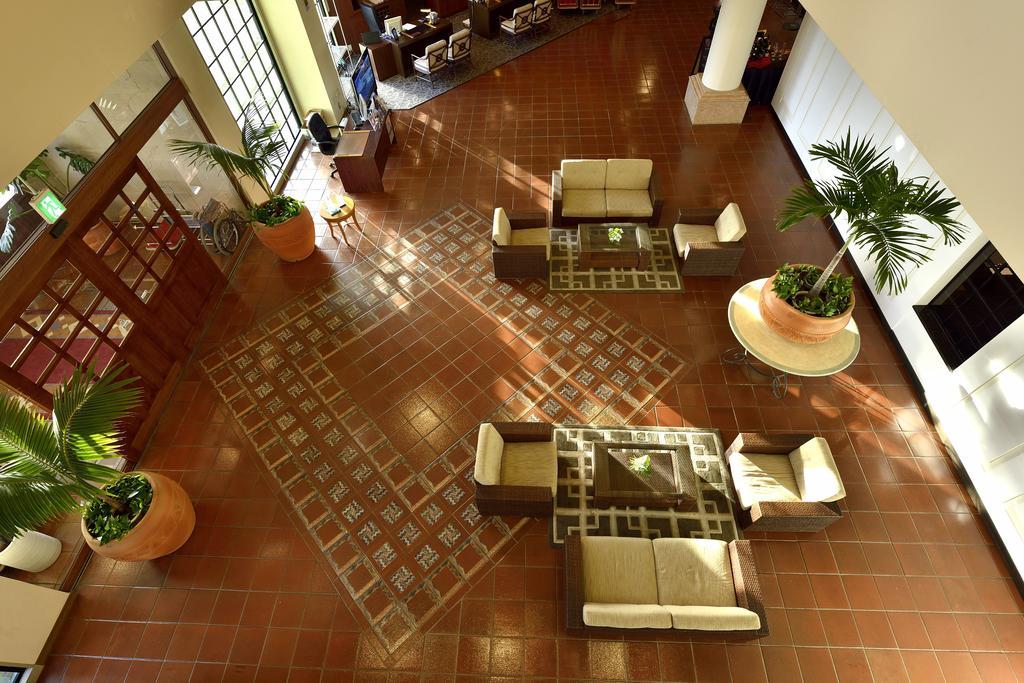 Exes Ishigaki Hotel Ishigaki  Bagian luar foto