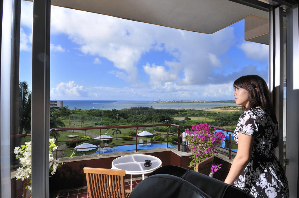 Exes Ishigaki Hotel Ishigaki  Bagian luar foto