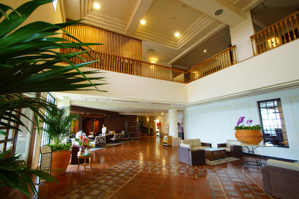 Exes Ishigaki Hotel Ishigaki  Bagian luar foto