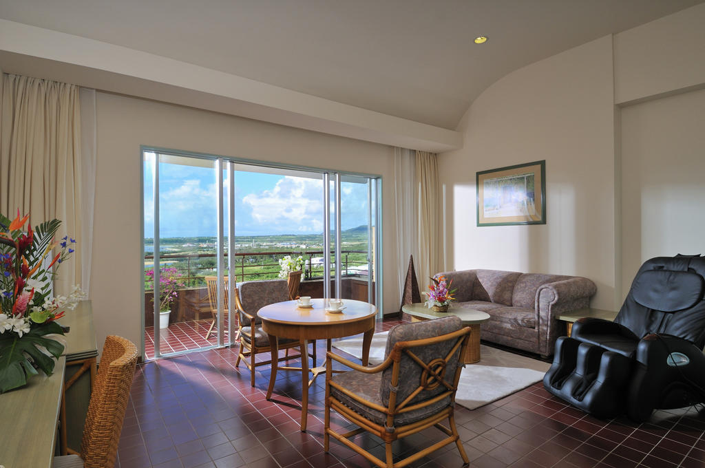 Exes Ishigaki Hotel Ishigaki  Ruang foto